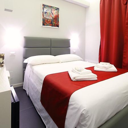 Nearhome Smart Suites Guest House Roma Exterior foto